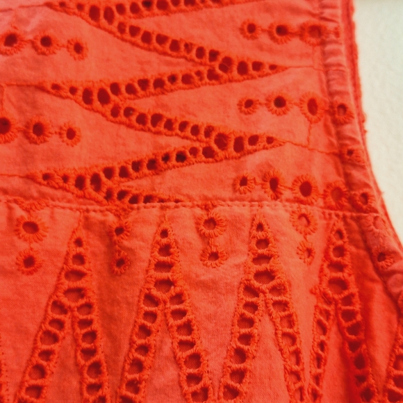 J Crew Sz 10 Coral  Cotton ORange Eyelet Slevless Blouse Tank - Picture 6 of 8